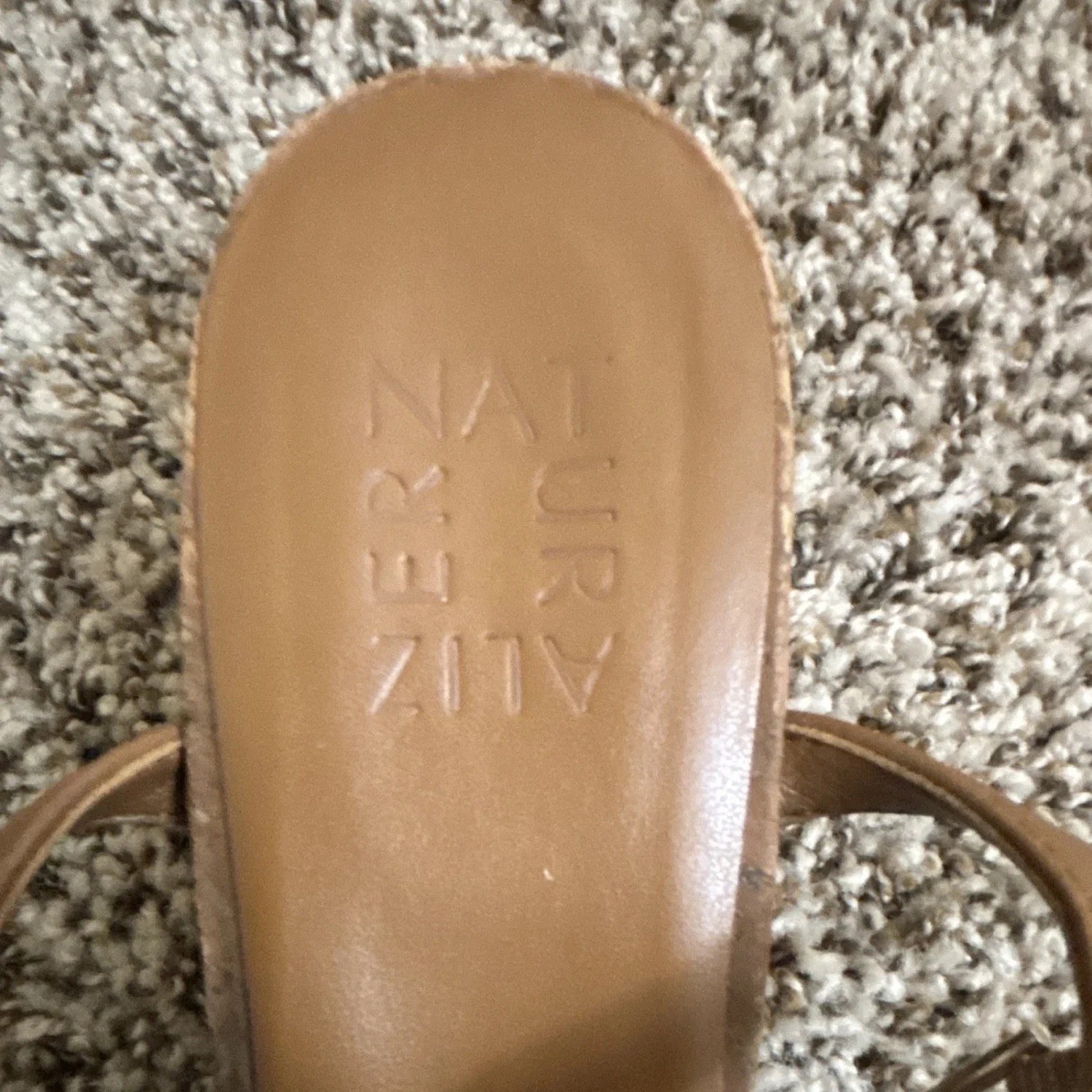 Naturalizer女式棕色绑带踝带露趾粗跟8-