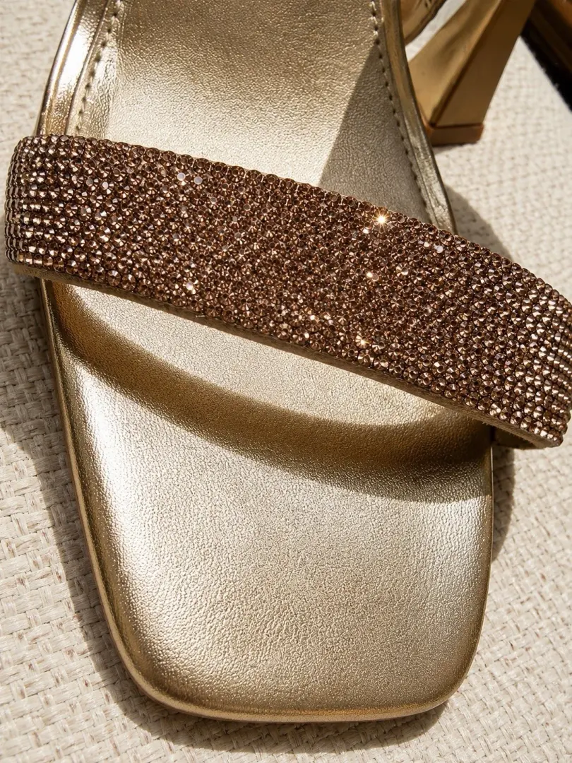 Vince Camuto 金色水钻高跟鞋绑带凉鞋金属色 Glam 尺码 8.5M-