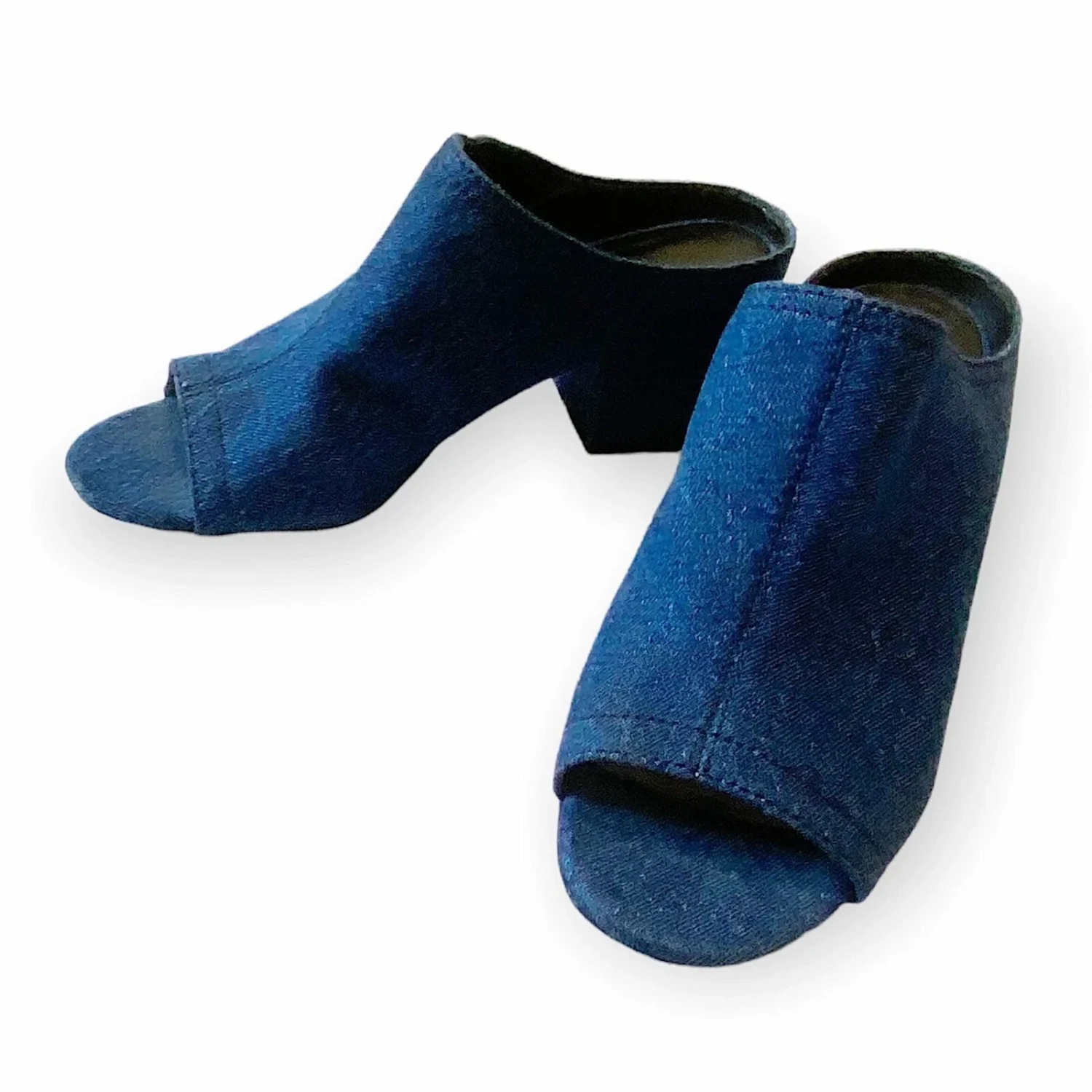 3.1 Phillip Lim Cube 牛仔粗跟骡子凉鞋,深色牛仔布-