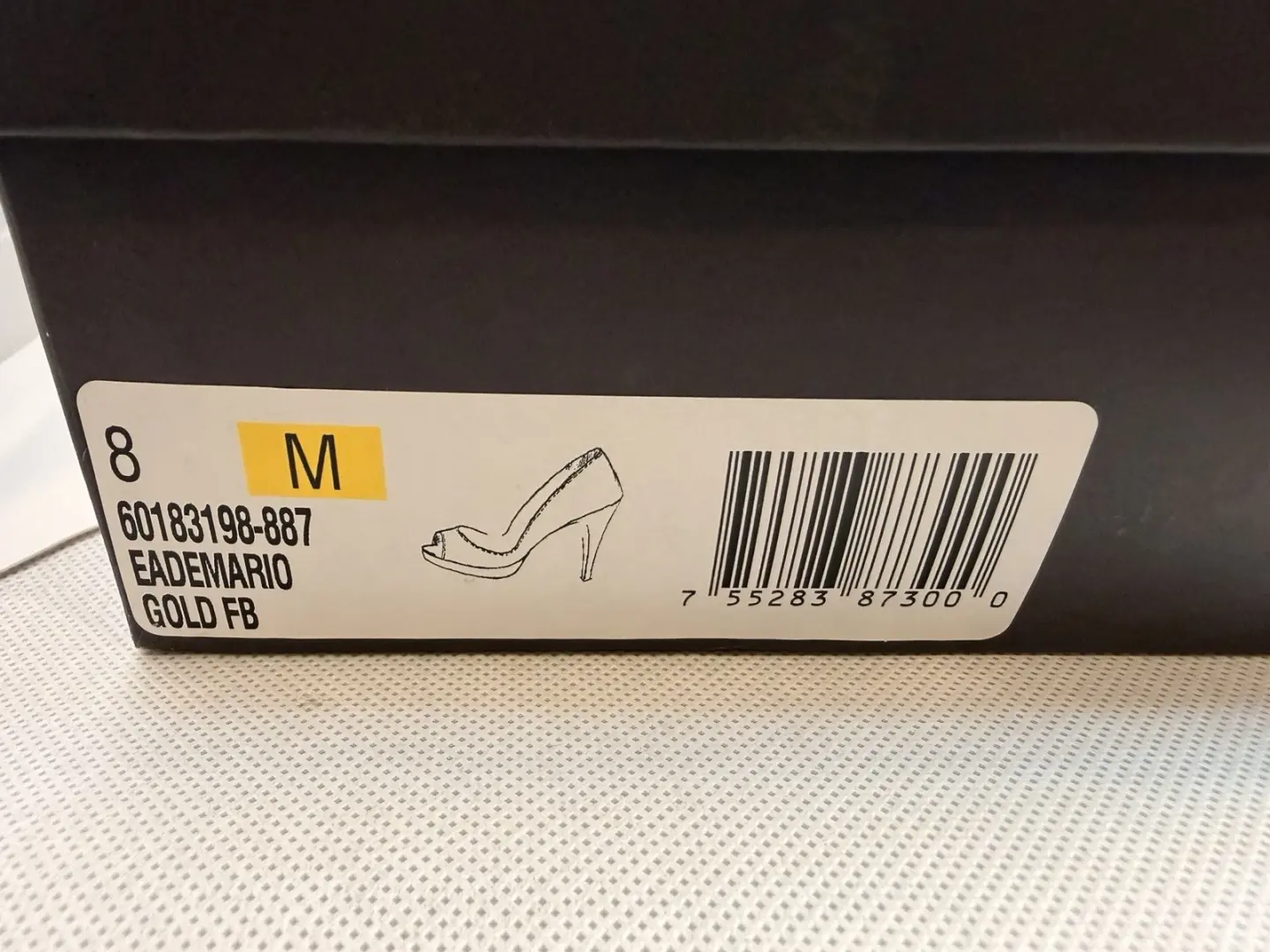 MAKE BEST OFFER | Enzo Angiolini Eademario 金色闪光露趾高跟鞋 8 码-