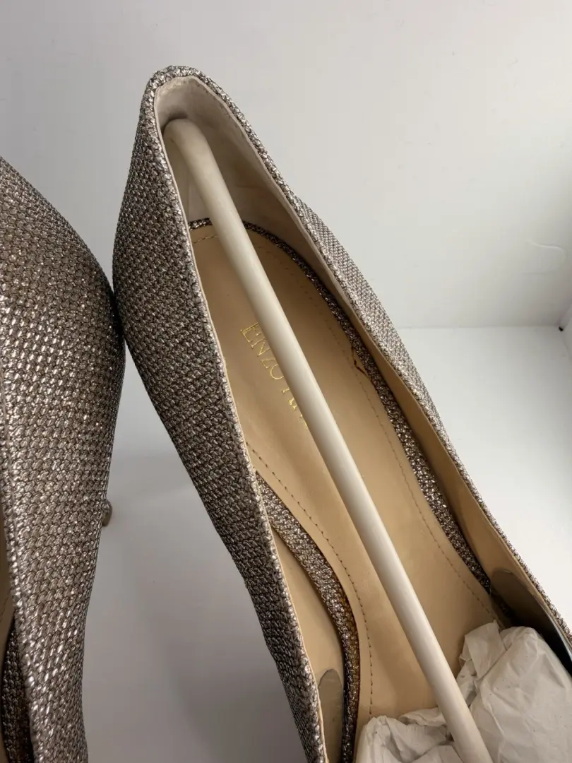 MAKE BEST OFFER | Enzo Angiolini Eademario 金色闪光露趾高跟鞋 8 码-