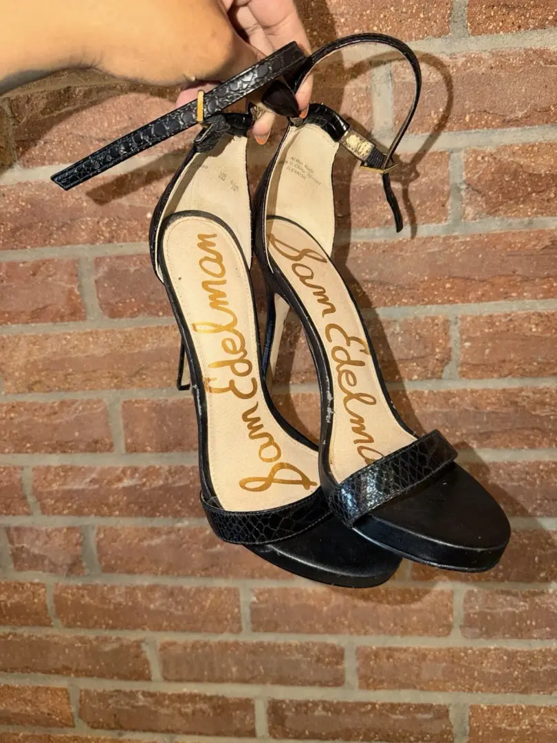 Sam Edelman 人造 Croc 女式黑色高跟鞋 8 码二手-