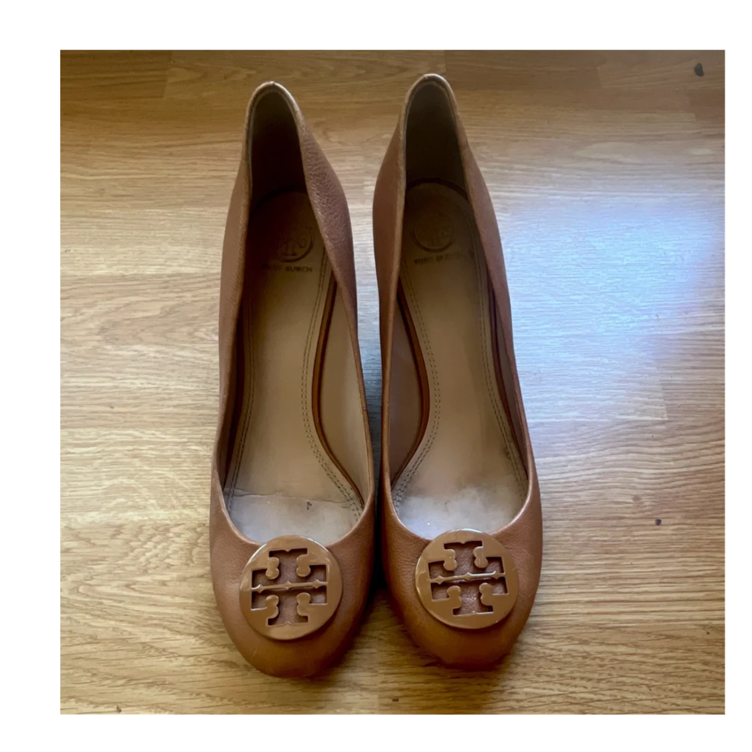 Tory Burch 女式棕色皮革楔形高跟鞋圆头标志 US 10-