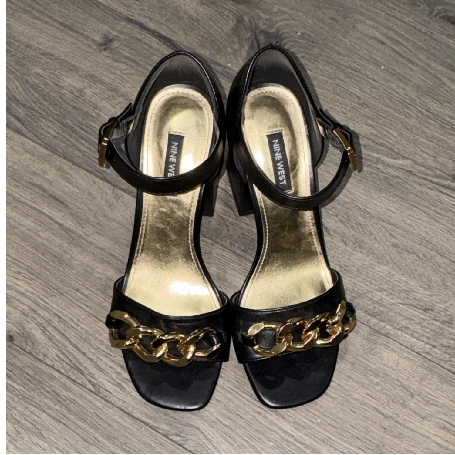Nine West 女式黑色/金色皮革绑带踝带凉鞋链,7.5-