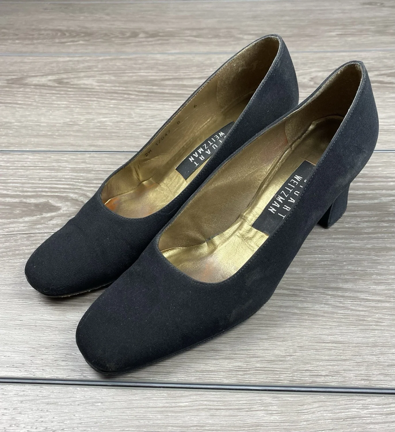 Stuart Weitzman 女式中帮方头高跟鞋黑色 6 B 码-