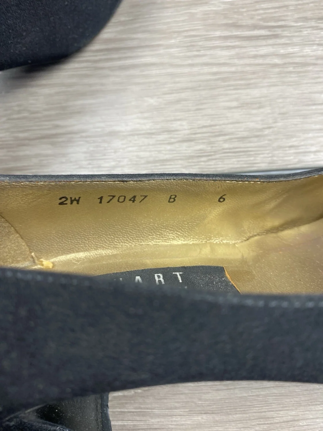 Stuart Weitzman 女式中帮方头高跟鞋黑色 6 B 码-