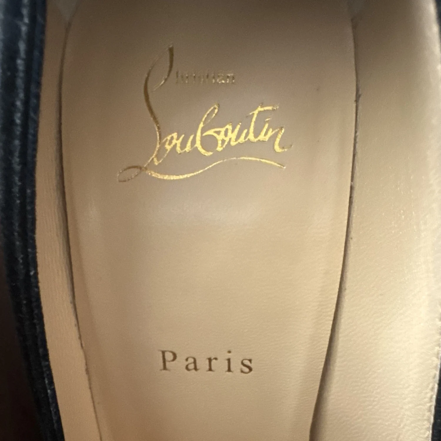 Christian Louboutin 黑色麂皮绒尖头细高跟鞋懒人鞋 EU 39-