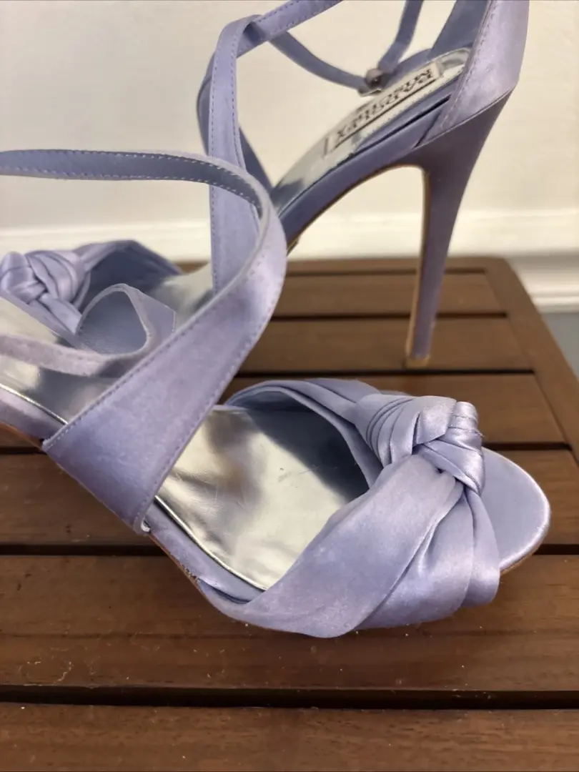 Badgley Mischka 缎面细高跟鞋高跟鞋 9 1/2 M 女式-