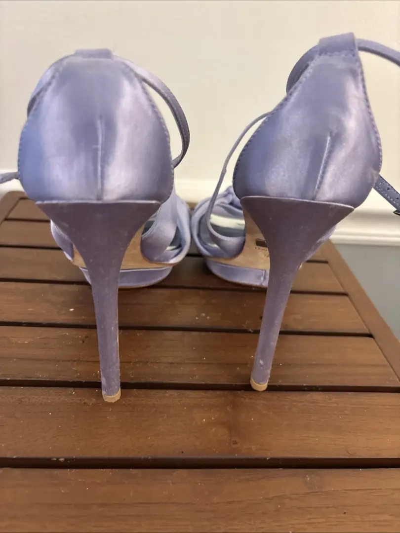 Badgley Mischka 缎面细高跟鞋高跟鞋 9 1/2 M 女式-
