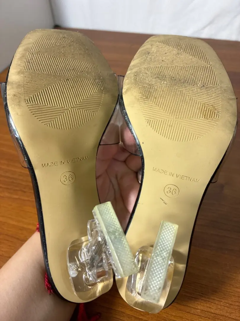 Saint Laurent 女式透明 PVC 和黑色漆皮穆勒鞋 YSL 高跟鞋尺寸-