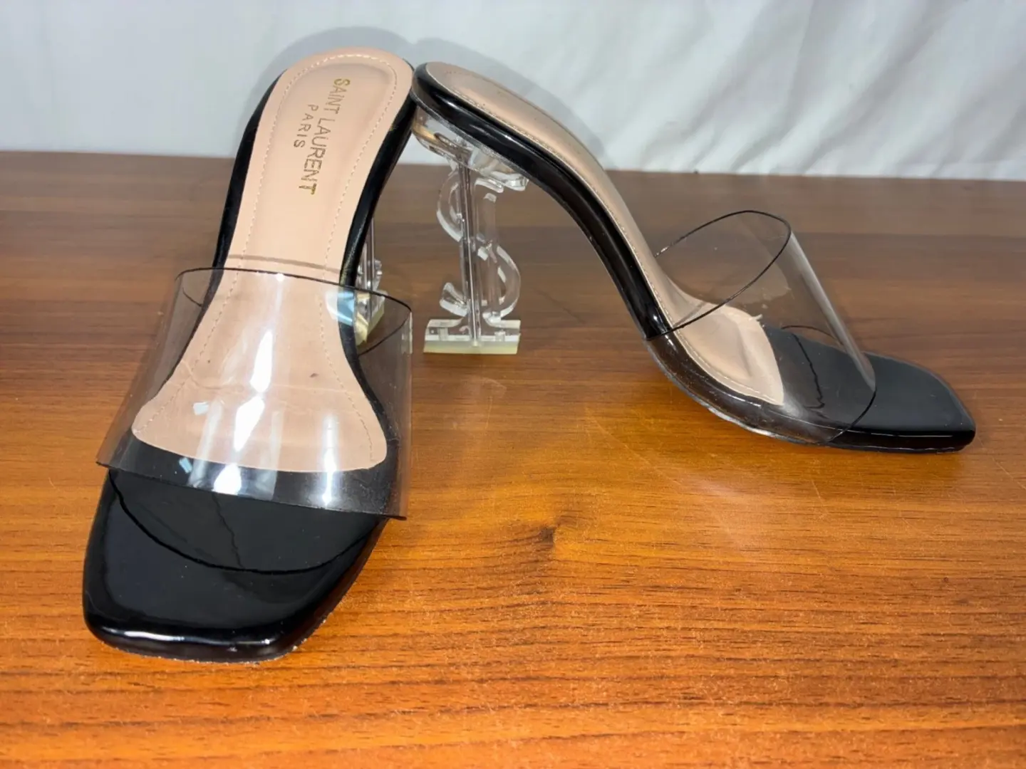 Saint Laurent 女式透明 PVC 和黑色漆皮穆勒鞋 YSL 高跟鞋尺寸-