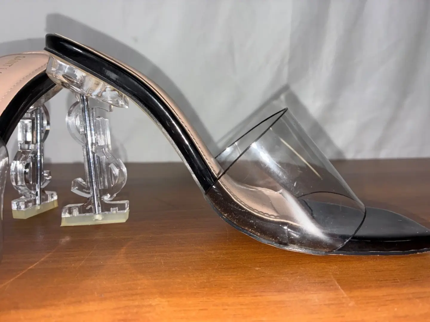 Saint Laurent 女式透明 PVC 和黑色漆皮穆勒鞋 YSL 高跟鞋尺寸-