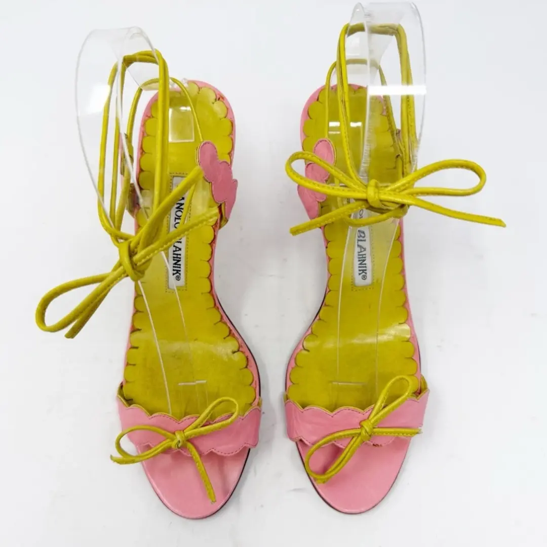 Manolo Blahnik 踝带凉鞋高跟鞋扇贝粉色黄色女式 EU 37 码-