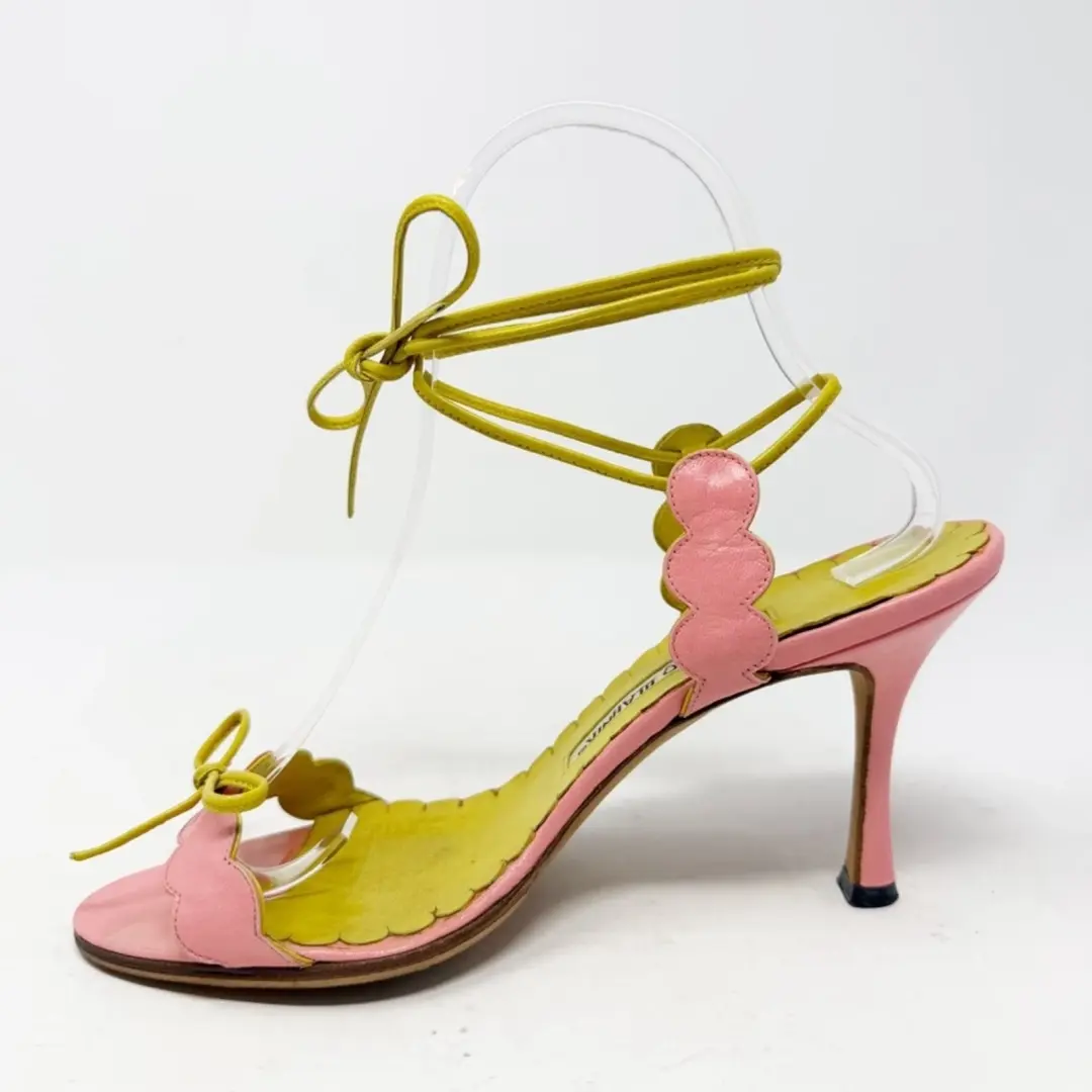 Manolo Blahnik 踝带凉鞋高跟鞋扇贝粉色黄色女式 EU 37 码-