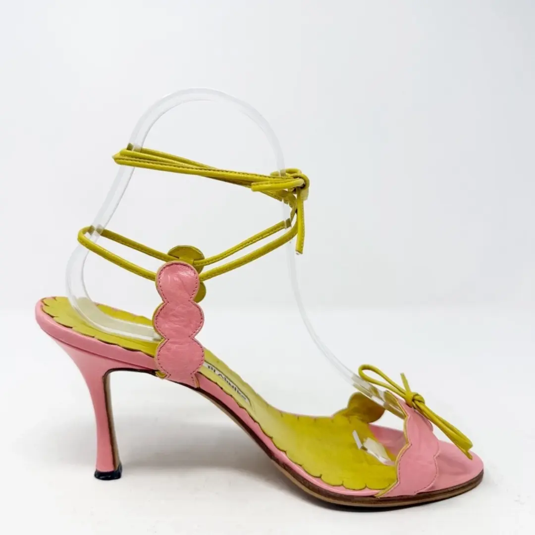 Manolo Blahnik 踝带凉鞋高跟鞋扇贝粉色黄色女式 EU 37 码-
