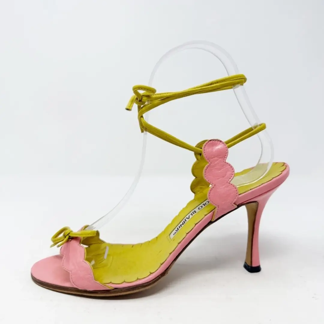 Manolo Blahnik 踝带凉鞋高跟鞋扇贝粉色黄色女式 EU 37 码-