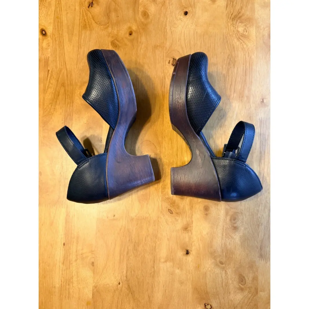 B.O.C Born 黑色穿孔皮革 Mary Jane Clog 厚底高跟鞋女式 6 码-