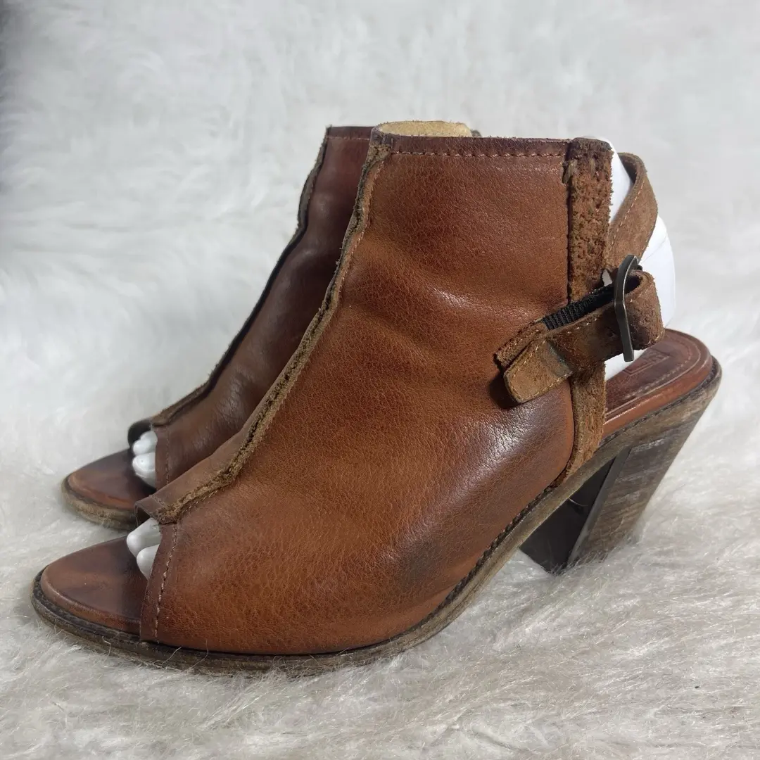 FRYE 9B 棕色皮革露趾露背短靴高跟鞋西波西米亚墨西哥-