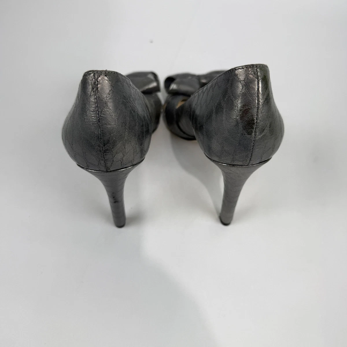 Enzo Angiolini Venezia Pewter 金属色蛇皮露趾蝴蝶结高跟鞋女式 8M-