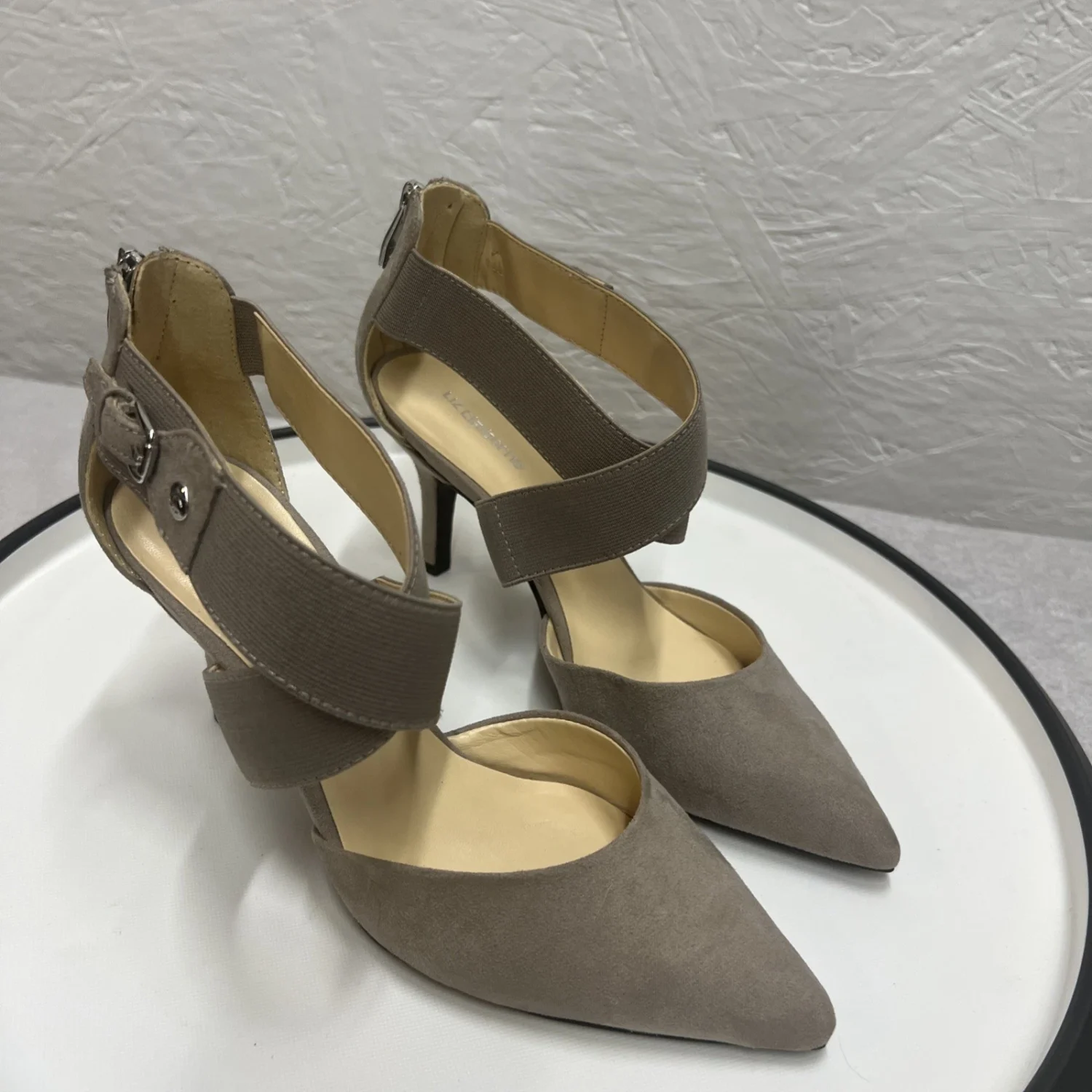 女士 Liz Claiborne 正装鞋 High Heal 泵 6 码-