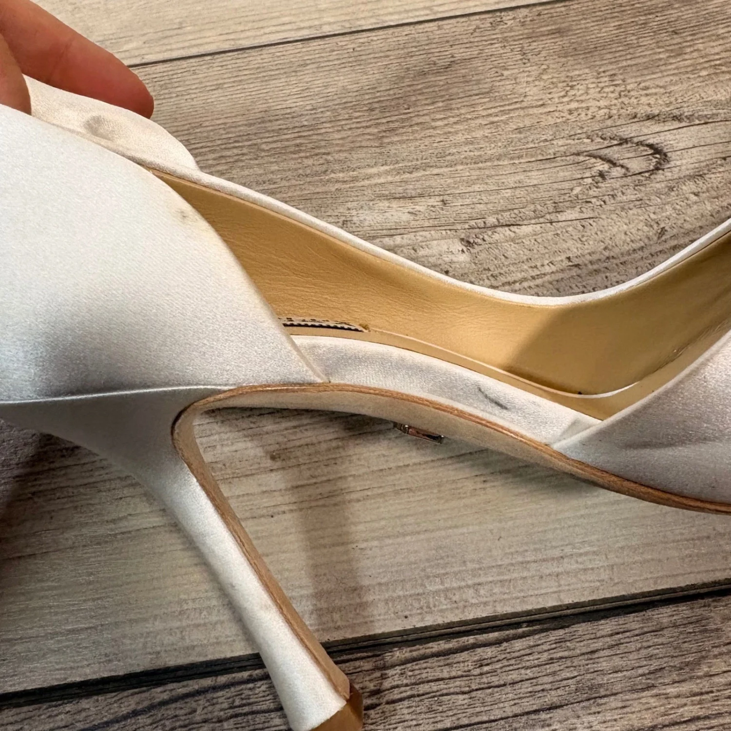 Anthropologie Badgley Mischka 白色 Alejandro 尖头高跟鞋 D'Orsay-