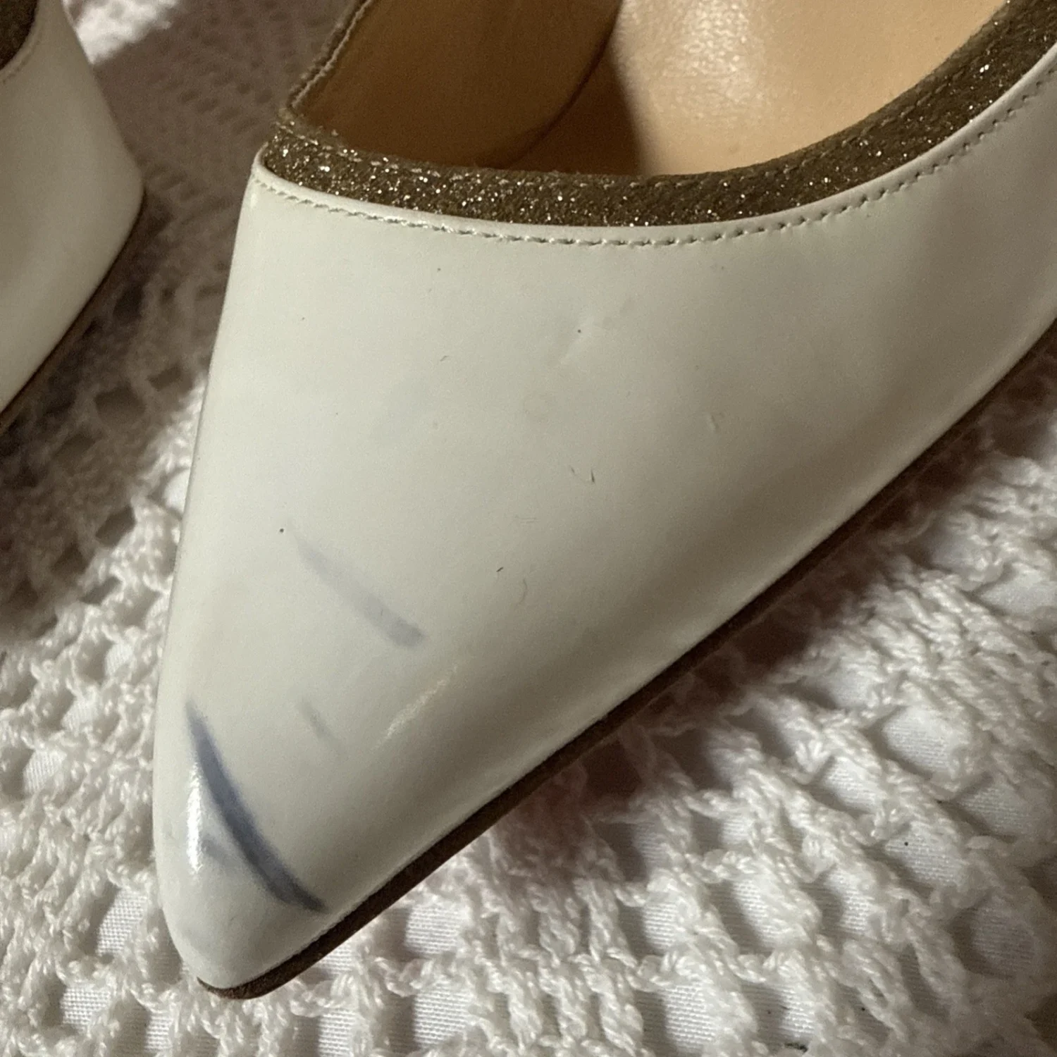 Christian Louboutin女式细跟高跟鞋欧盟37/美国7号-
