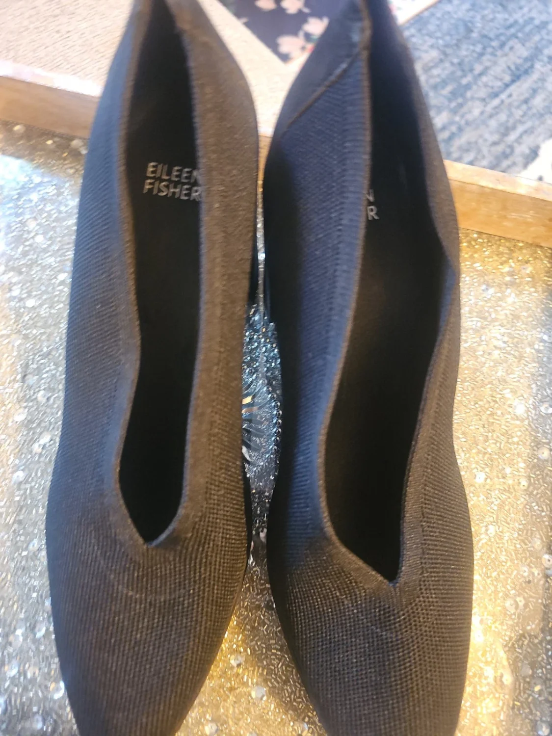 Eileen Fisher 厚底黑色鞋 状况完好 10 码-