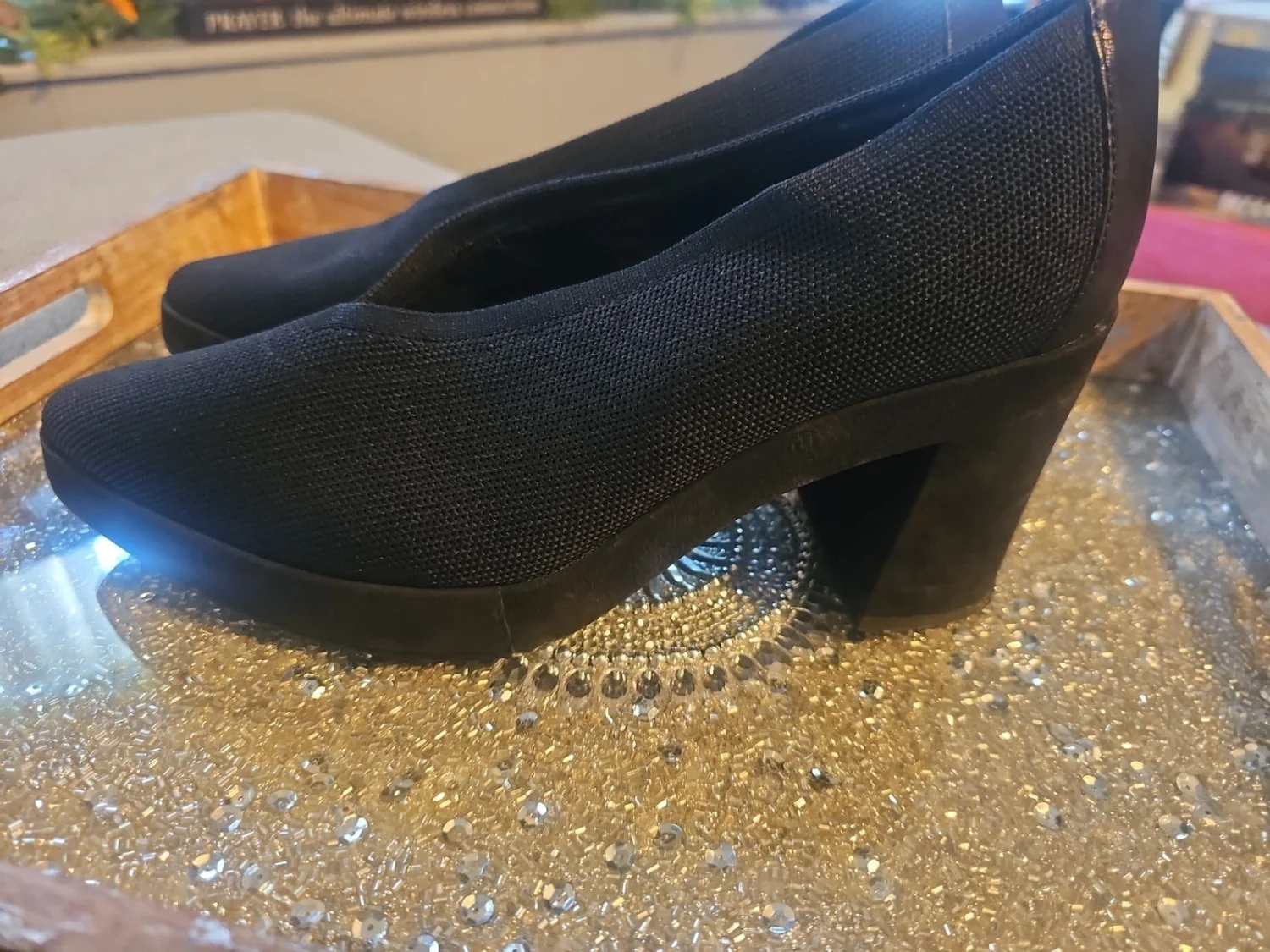 Eileen Fisher 厚底黑色鞋 状况完好 10 码-