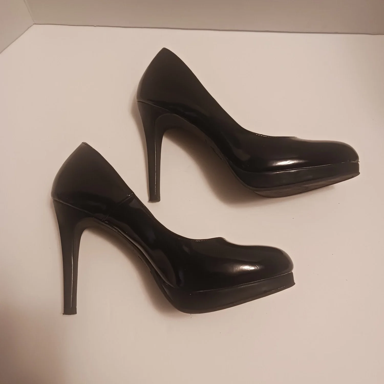 Fiona 黑色女式厚底高跟鞋 8 码剑桥-