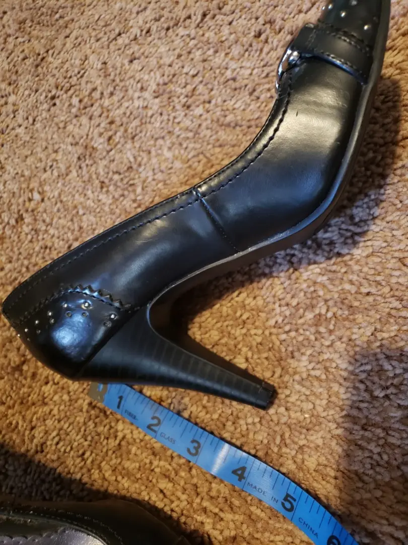 女式 RAMPAGE DENVER 黑色细高跟鞋 7 码状况完好 -