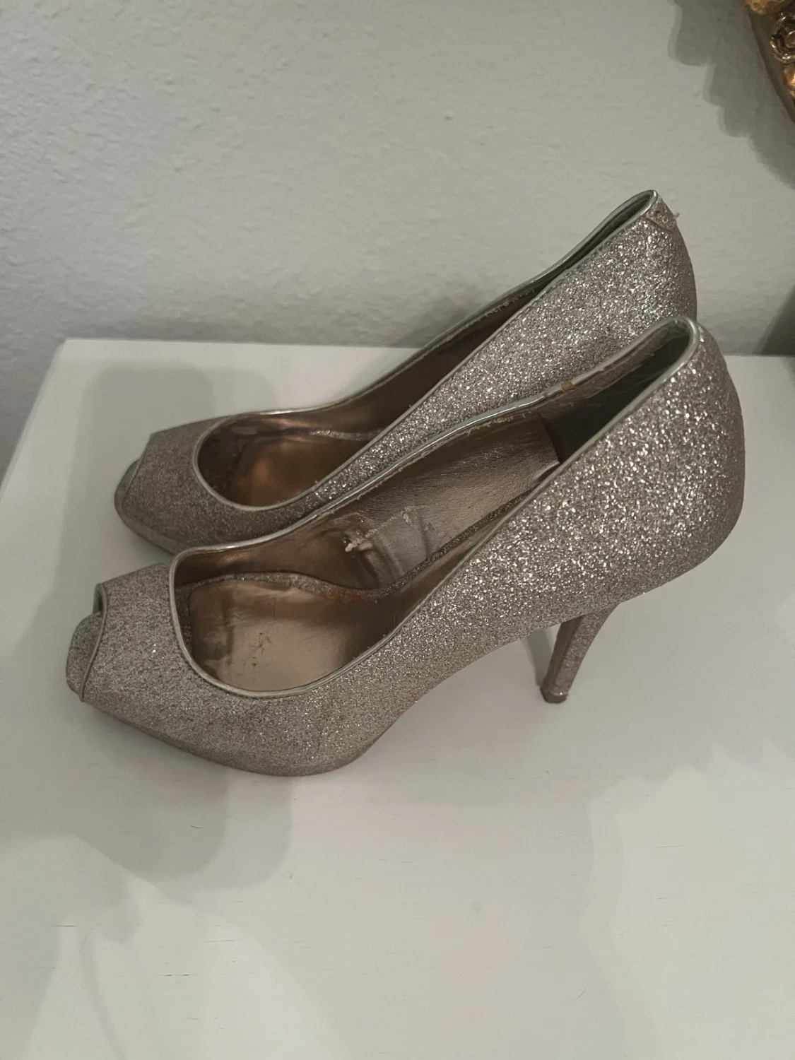 Steve Madden 女式金色闪光露趾细高跟鞋懒人鞋 8.5-