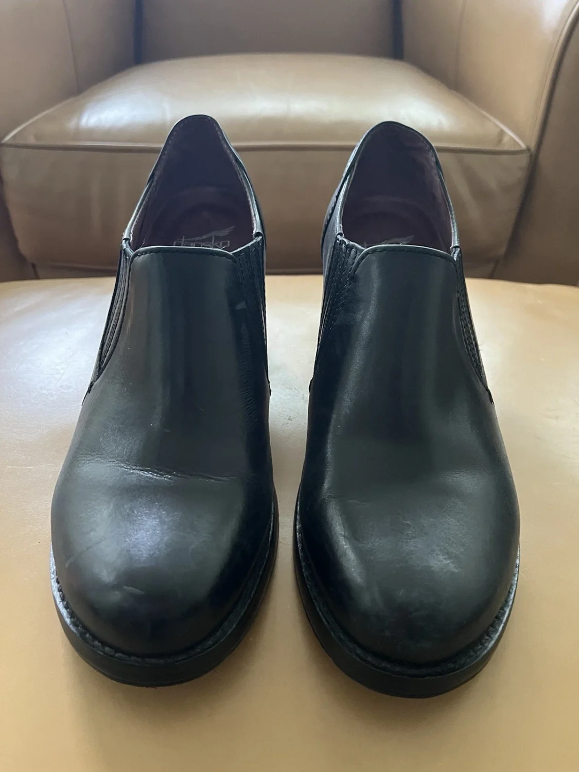Dansko Adrienne 黑色皮革短靴 Clog 女式 8.5-9 (39) 码方跟-