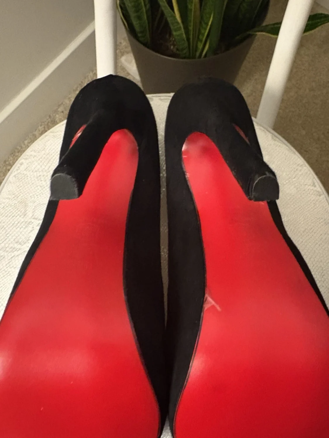 Christian Louboutin 黑色/米色帽头麂皮绒皮革高跟鞋女式 US 9-