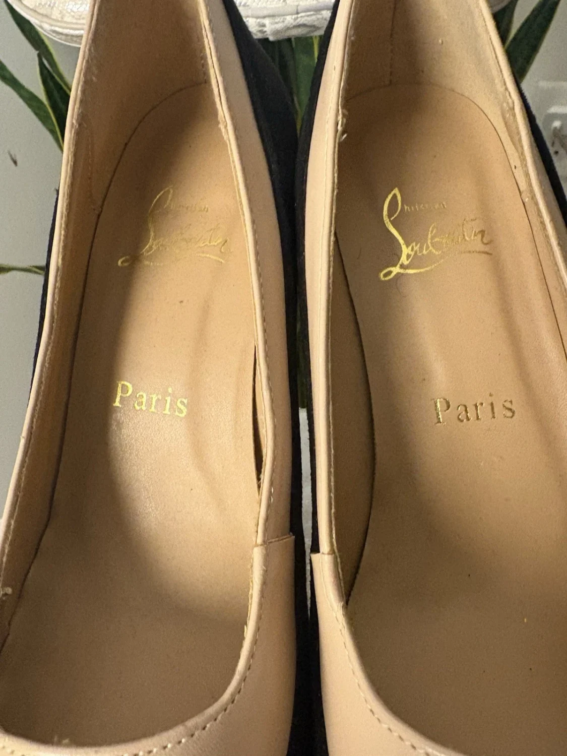 Christian Louboutin 黑色/米色帽头麂皮绒皮革高跟鞋女式 US 9-
