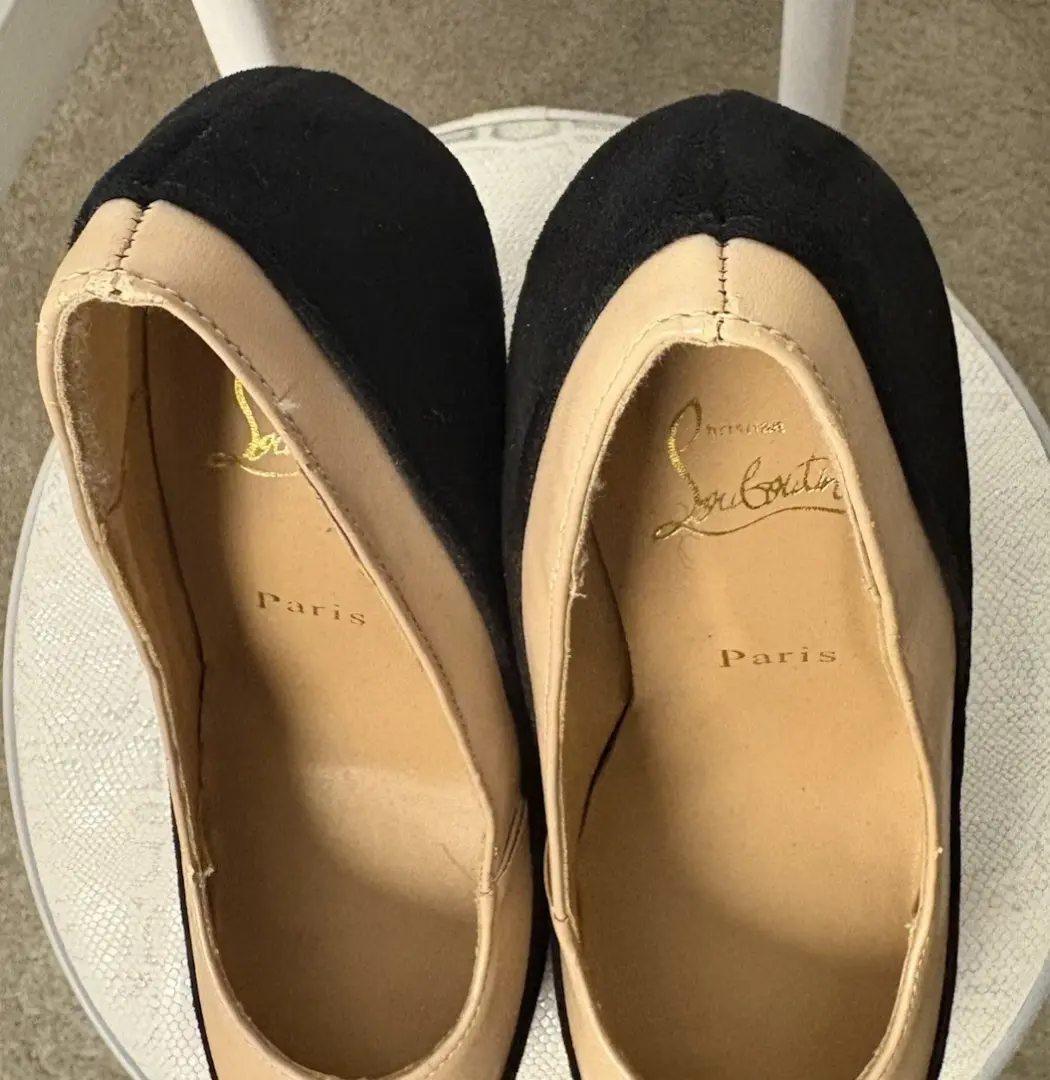 Christian Louboutin 黑色/米色帽头麂皮绒皮革高跟鞋女式 US 9-