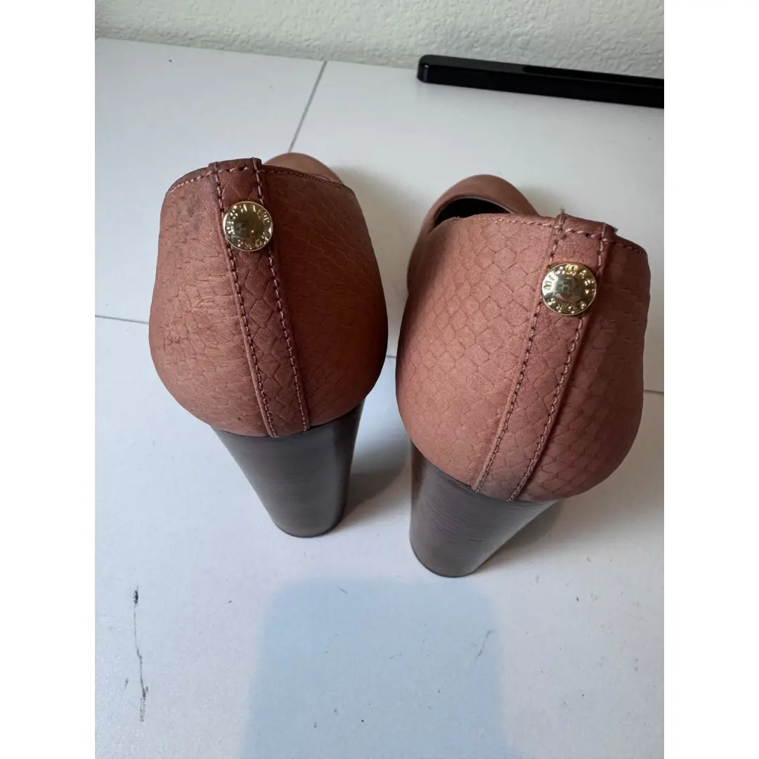 Michael Kors Pumps 女式 8.5 米粉色蛇皮粗跟极简主义-