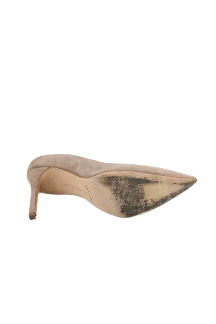 Manolo Blahnik 女式麂皮绒尖头细高跟鞋米色 35.5 码 5.5 码-