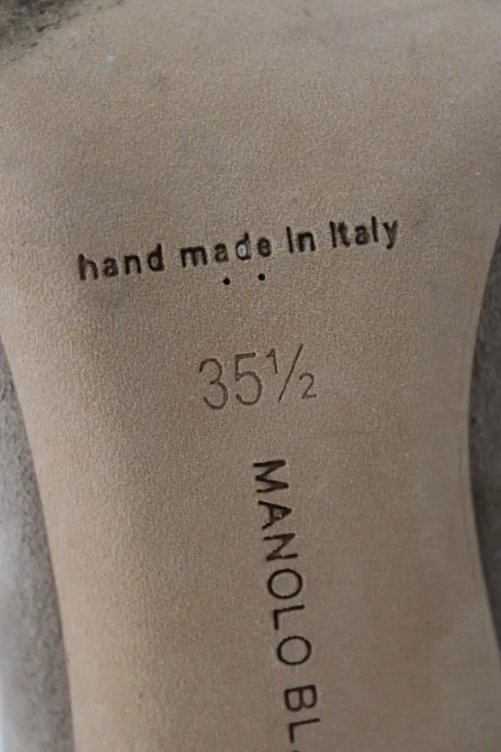 Manolo Blahnik 女式麂皮绒尖头细高跟鞋米色 35.5 码 5.5 码-