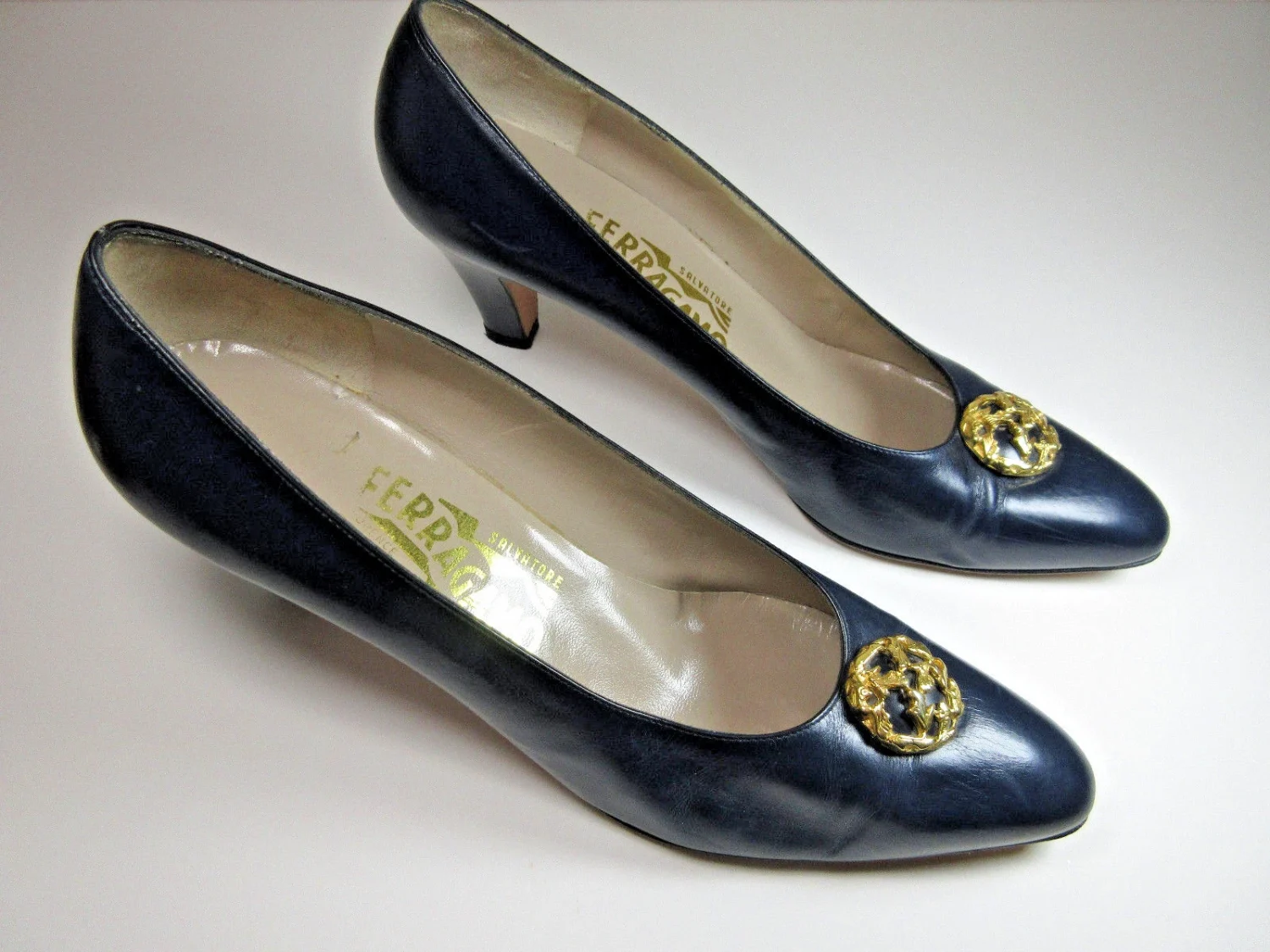 复古 Salvatore Ferragamo 高跟鞋 蓝色 金色 五金女式 8.5 AA 窄-