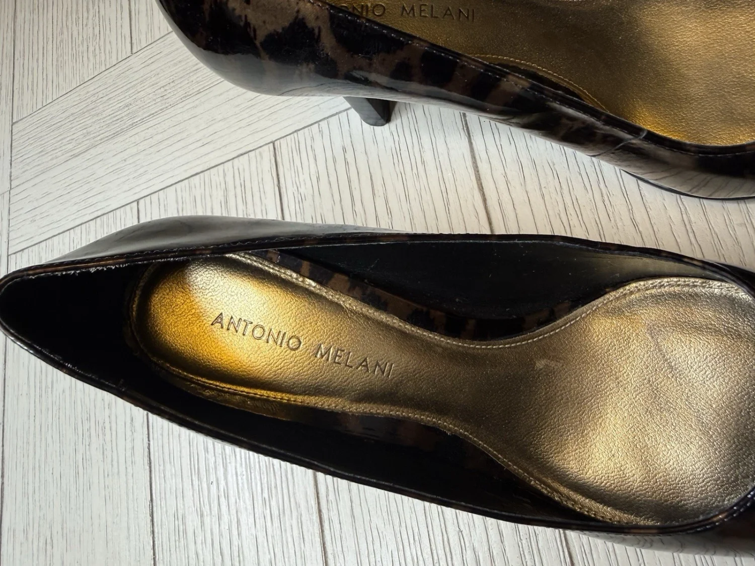 Antonio Melani 豹纹漆皮 3 英寸高跟鞋 Glam Boho Y2K 9 M-