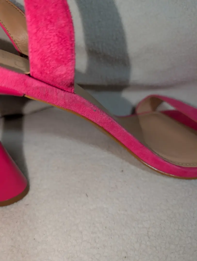 粉色麂皮绒 Peep-Toe 露跟凉鞋高跟鞋 Vince Camuto 尺寸 12 非常干净。-
