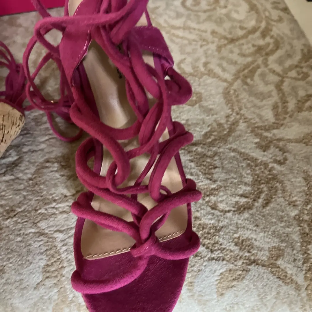 🦄😎🩷Pink Shoedazzle 7.5 坡跟高跟鞋-踝带鞋 Karlotta 二手状况完好-