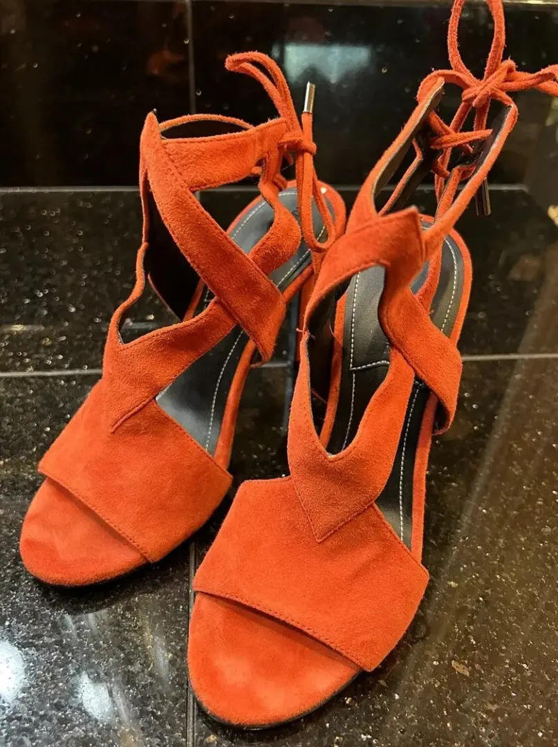 😎🧡 橙色踝带露趾细高跟鞋麂皮绒 4 英寸高跟鞋 Kendall 和 Kylie 尺码 5.5-