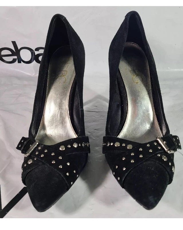 😎🖤BCBG 黑色麂皮绒铆钉泵 4 英寸堆叠鞋跟新品-