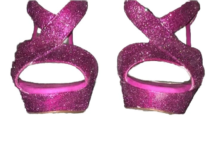 👠😎🩷🩷粉色闪光露趾绑带凉鞋尺寸 6 BCBGeneration-