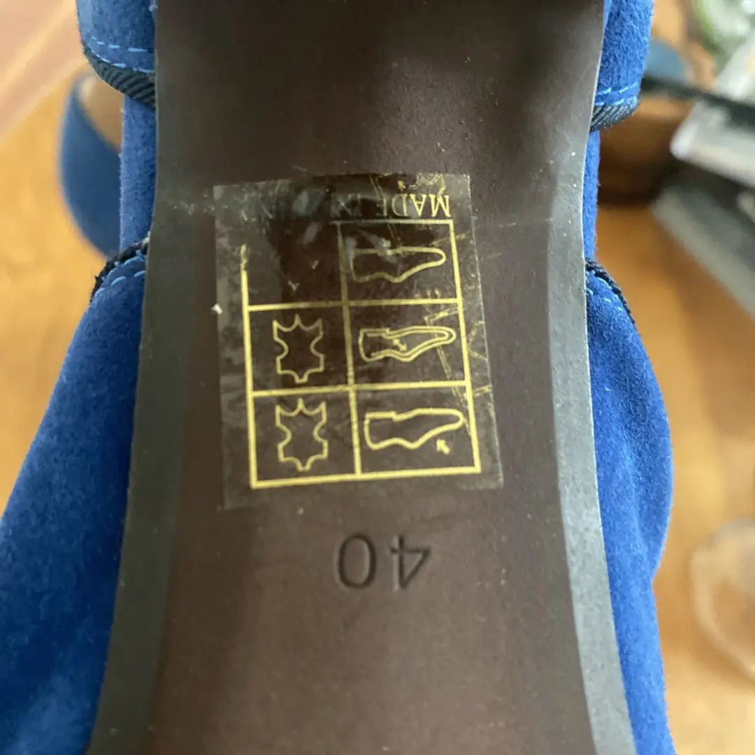 Anthropologie Miss L Fire Songbird 蓝色麂皮绒 T 带海报泵 尺寸 9.5 EU 40-