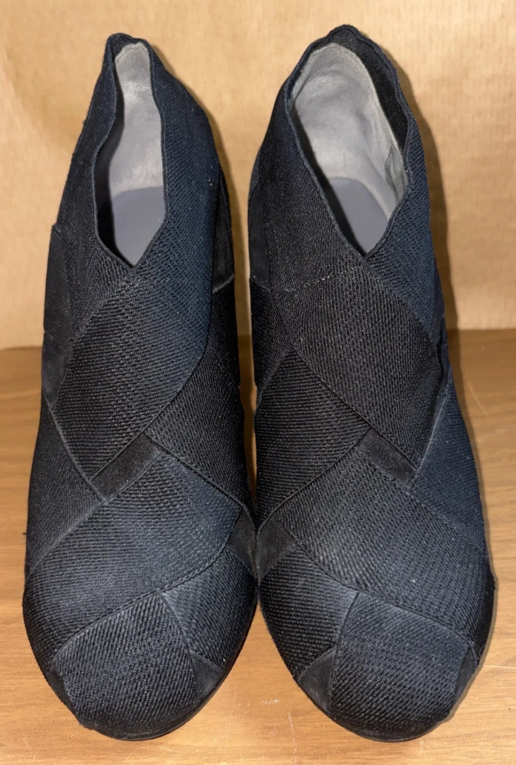 United Nude 踝靴 高跟鞋 黑色 麂皮绒 十字架 弹性 US 8 EU 39-