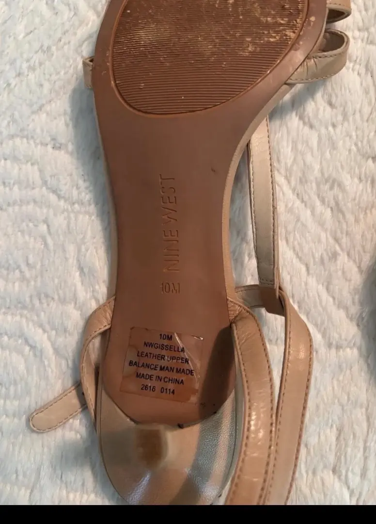Nine West 凉鞋皮革小猫高跟鞋 10 米棕褐色露趾踝带经典时尚-