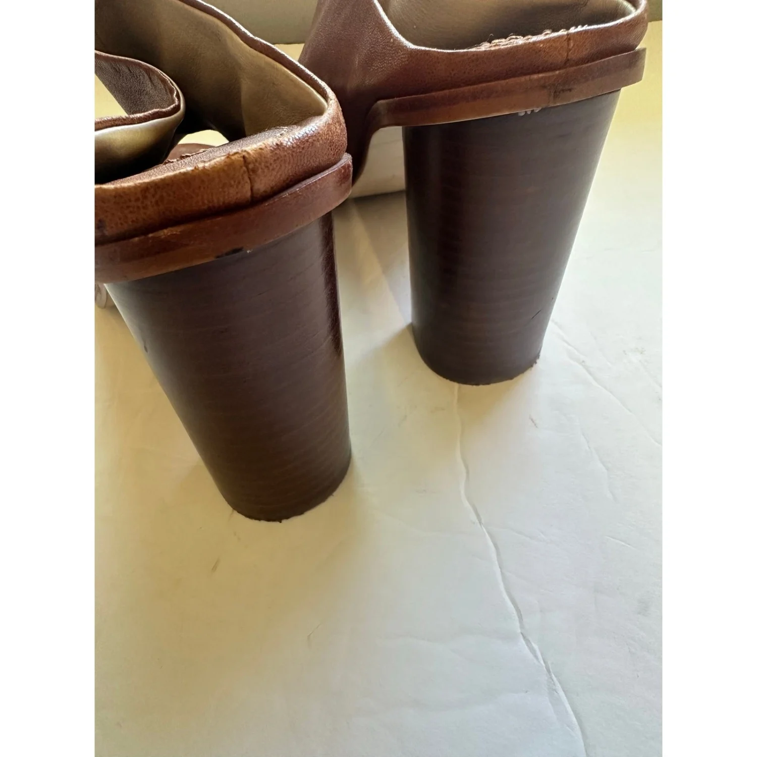 Louise et Cie Lorena 棕色皮革露趾块跟穆勒鞋 - 8M 码-