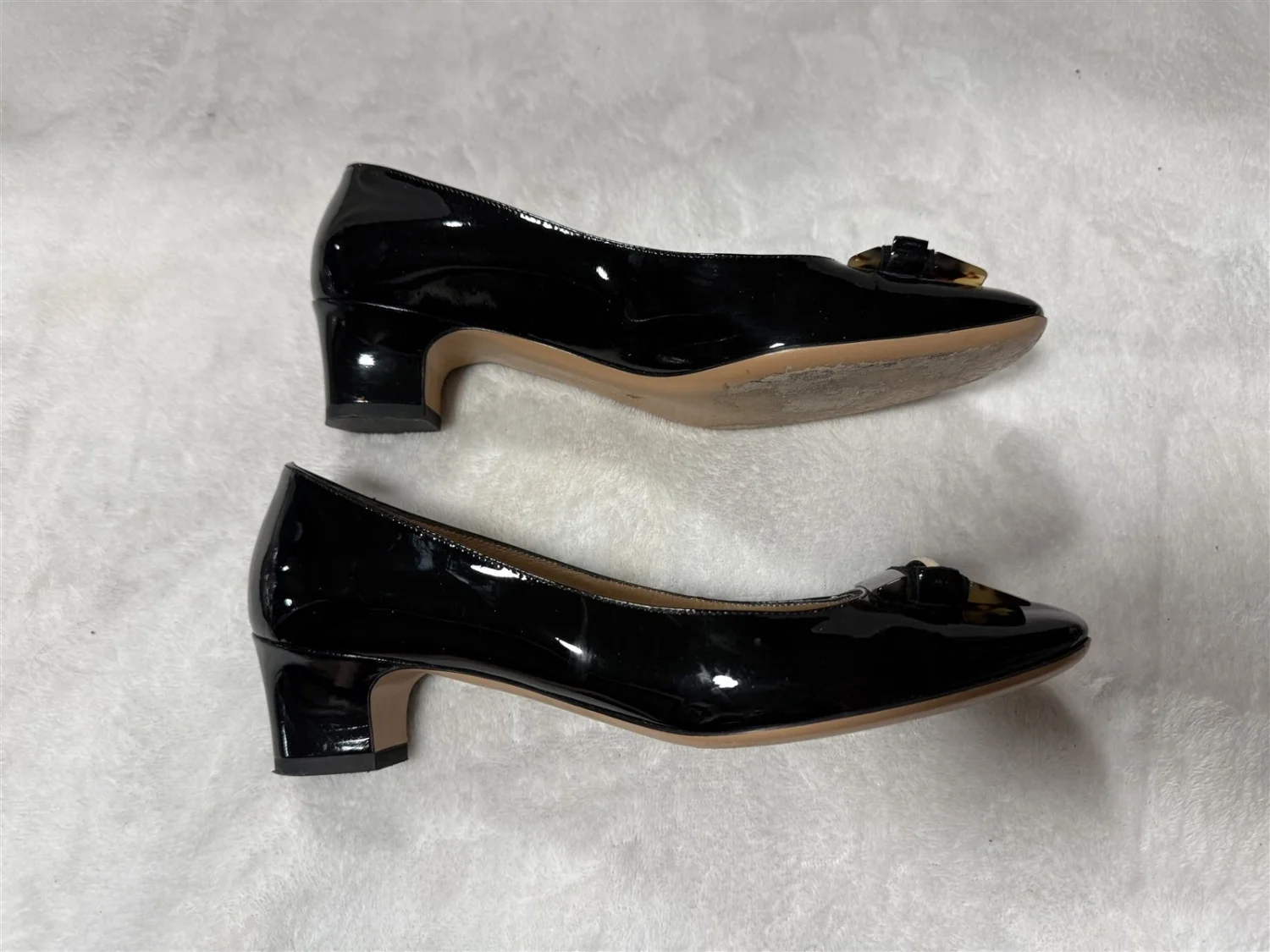 SALVATORE FERRAGAMO 尺寸 8 PUMPS 黑色专利皮革龟头低跟方头-
